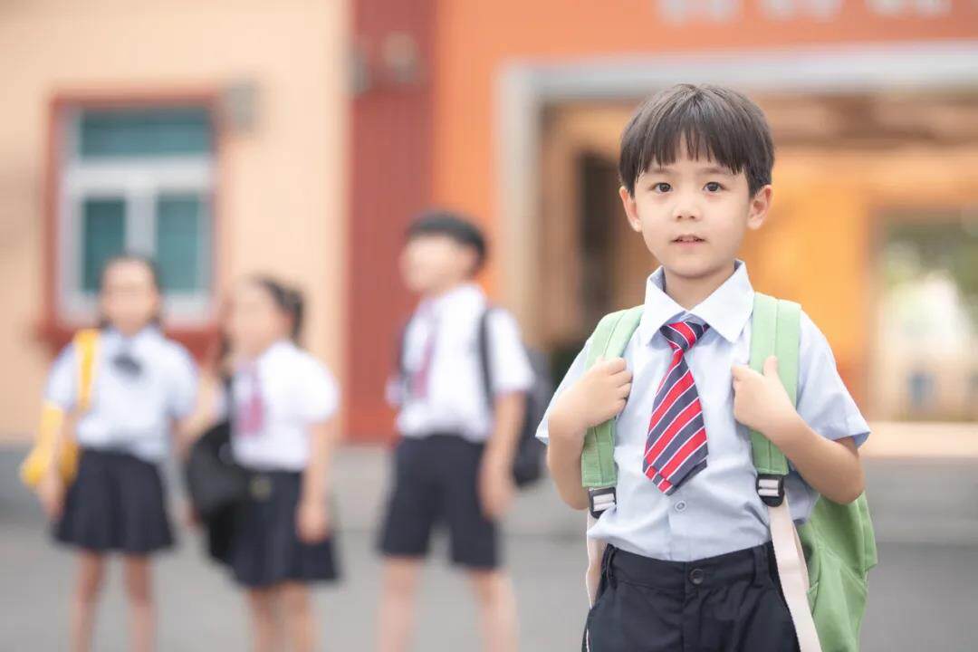 读山东国际学校与直接出国有什么区别
