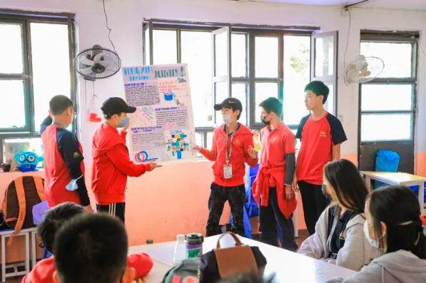 启明星双语学校