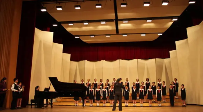 中央音乐学院鼎石实验学校