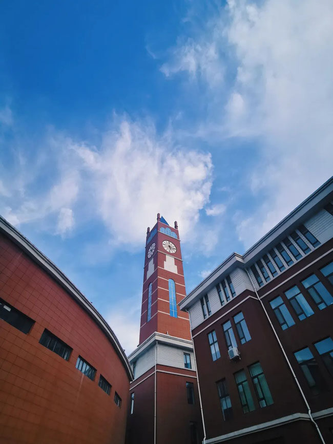 潍坊枫叶国际学校