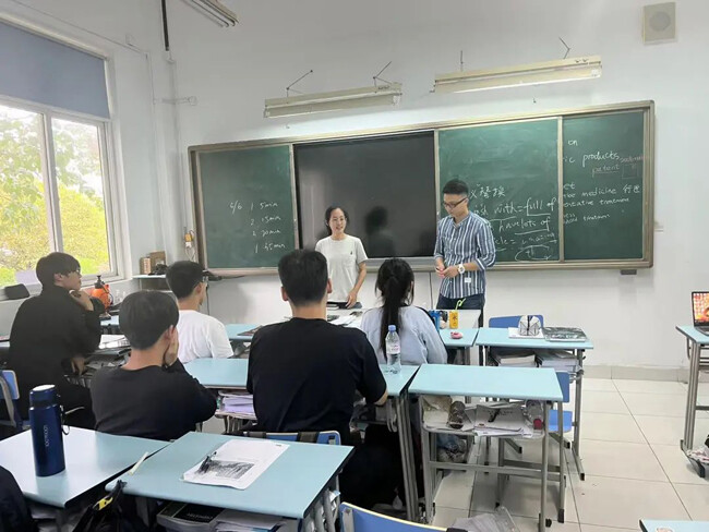 中加枫华国际学校