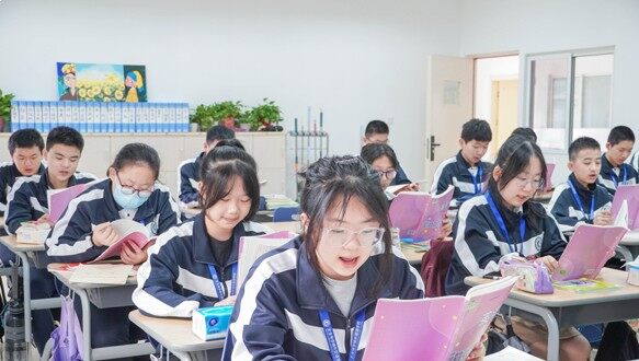 太仓市华顿外国语学校初中