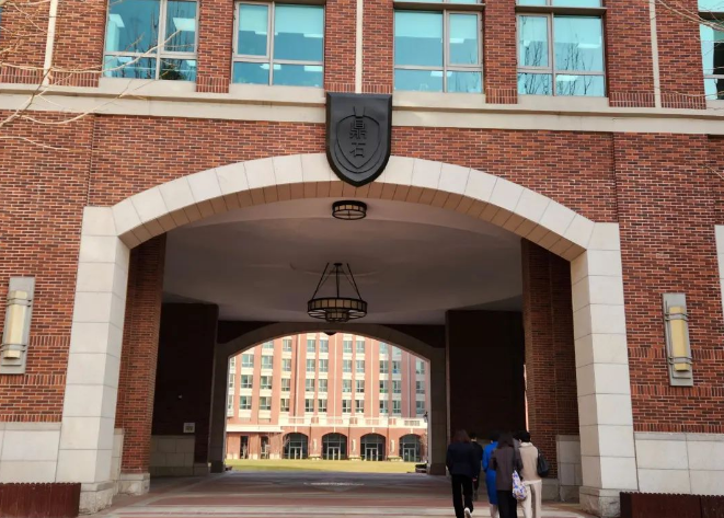 北京鼎石学校