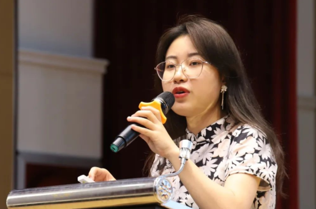 深圳市罗湖区华美外国语学校
