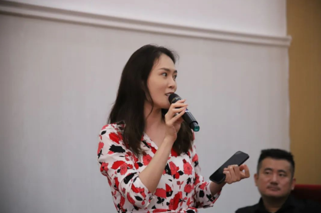 深圳市罗湖区华美外国语学校