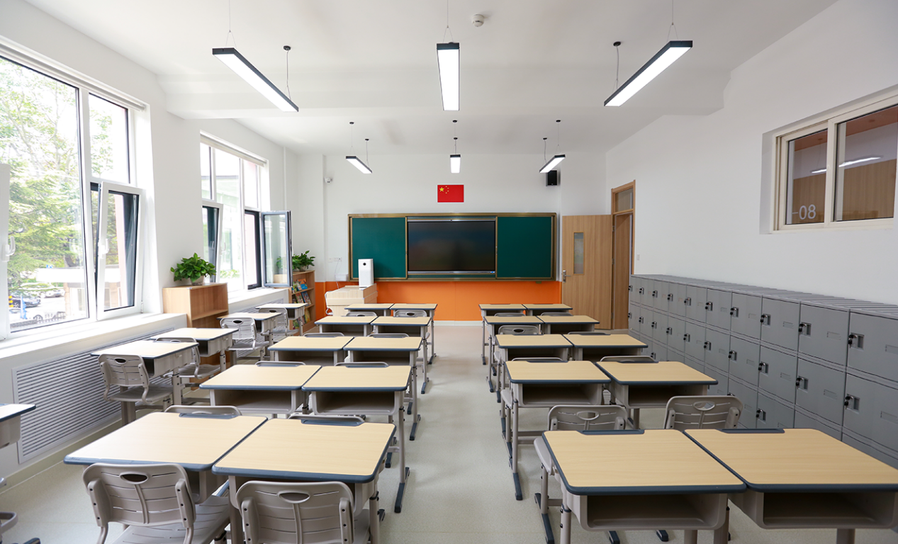 青岛大学双语实验学校