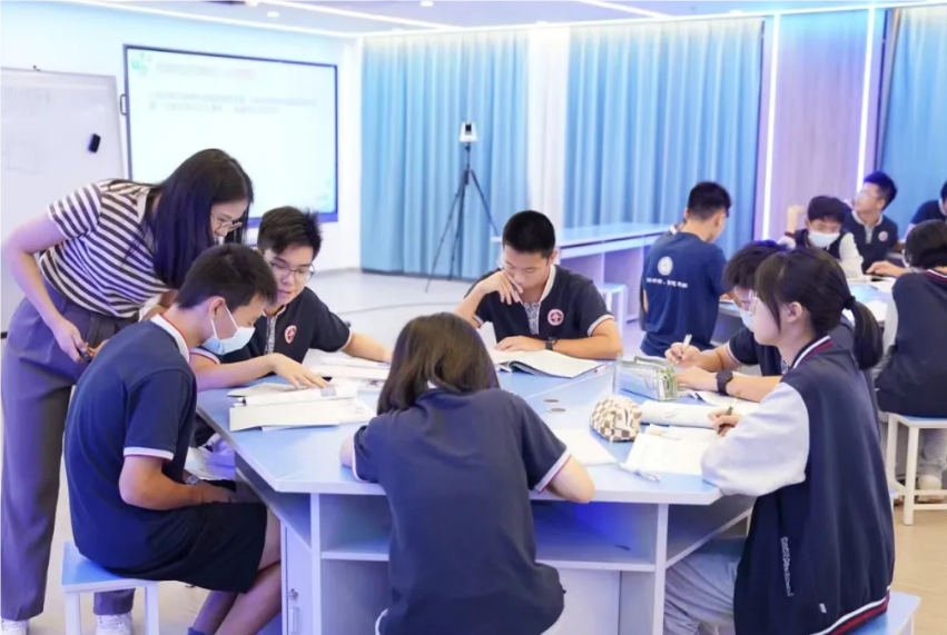 小班教学、个性化管理