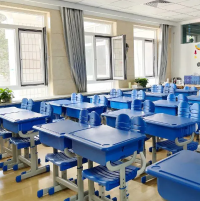 北京东方红学校高考复读班