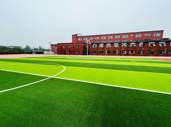 北京市朝阳区燕京新源实验学校