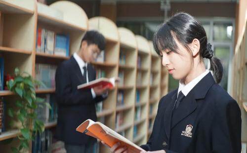 济南枫叶双语学校